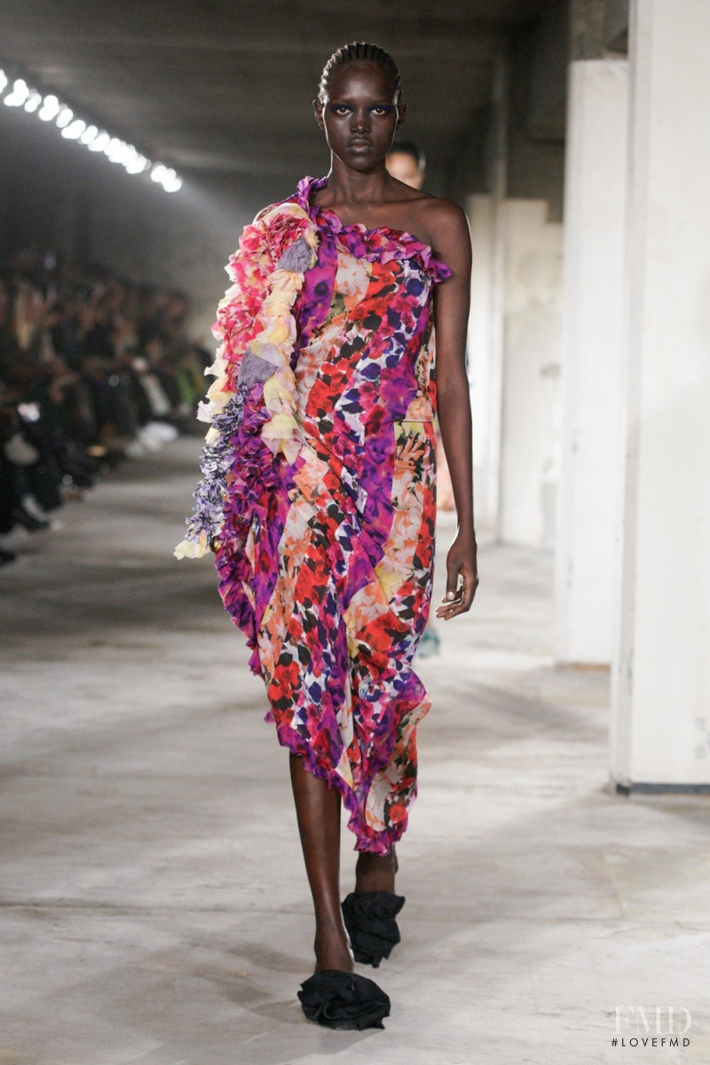 Dries van Noten fashion show for Spring/Summer 2023