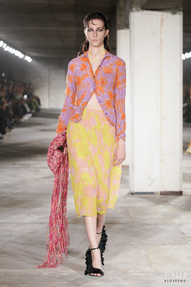 Dries van Noten fashion show for Spring/Summer 2023