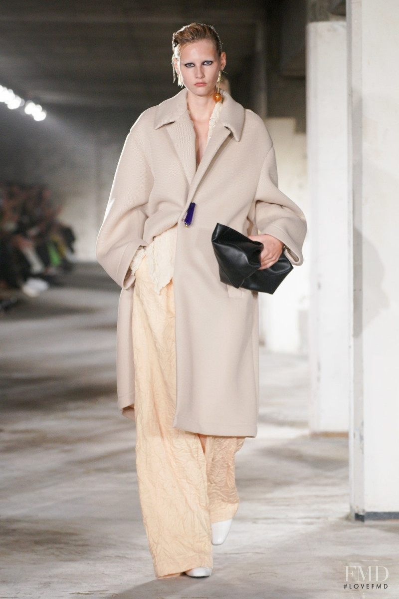 Dries van Noten fashion show for Spring/Summer 2023