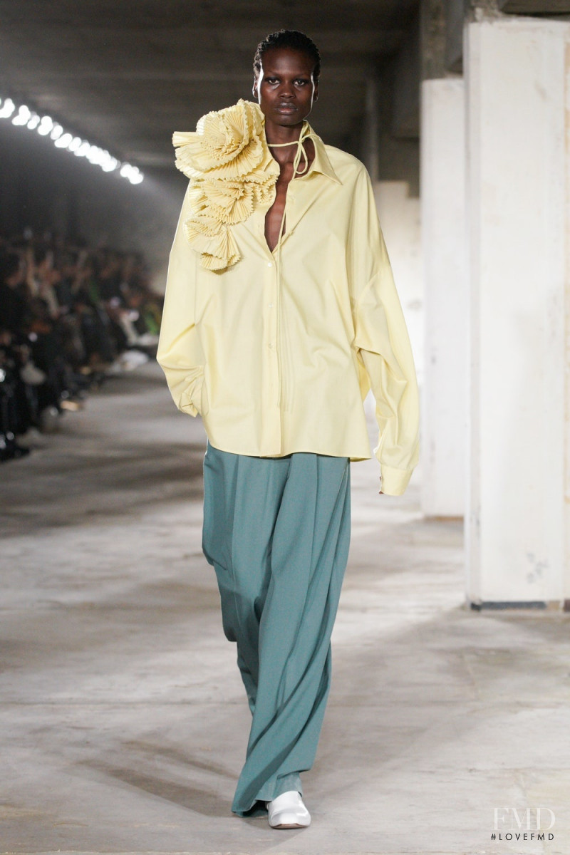 Dries van Noten fashion show for Spring/Summer 2023