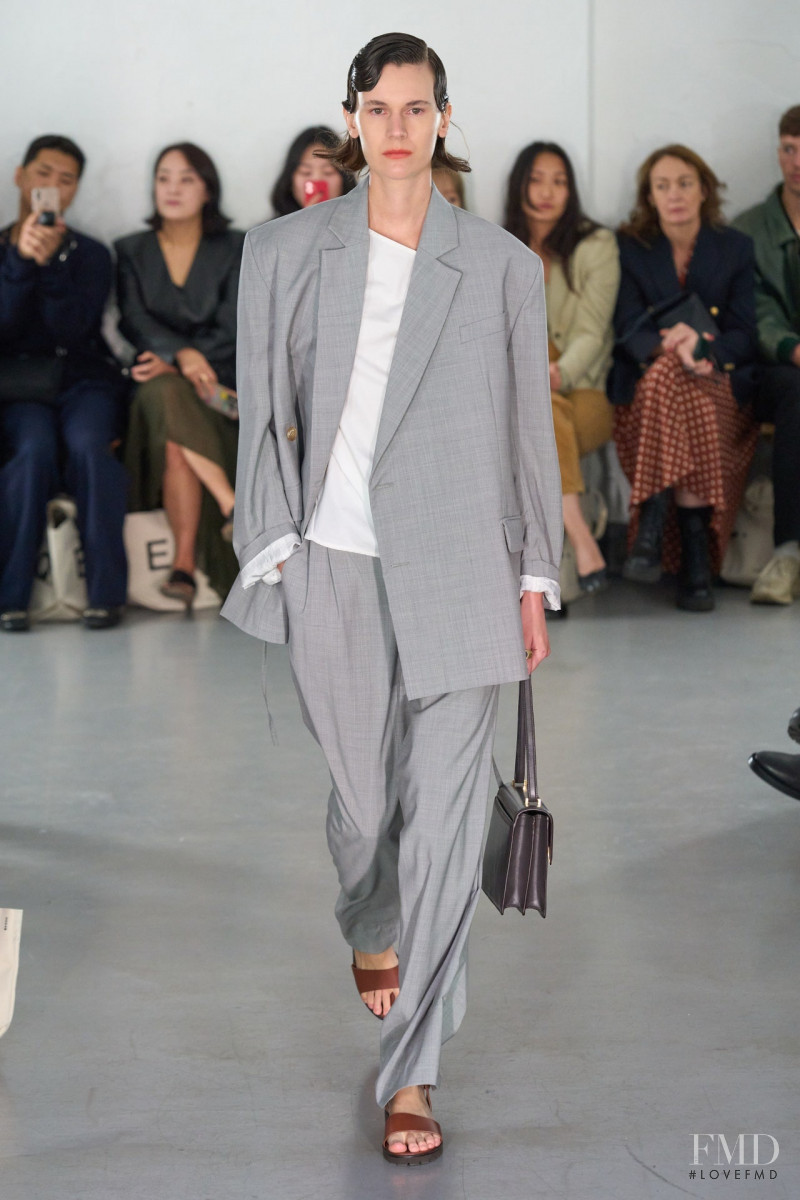 Jamily Meurer Wernke featured in  the Eudon Choi fashion show for Spring/Summer 2023