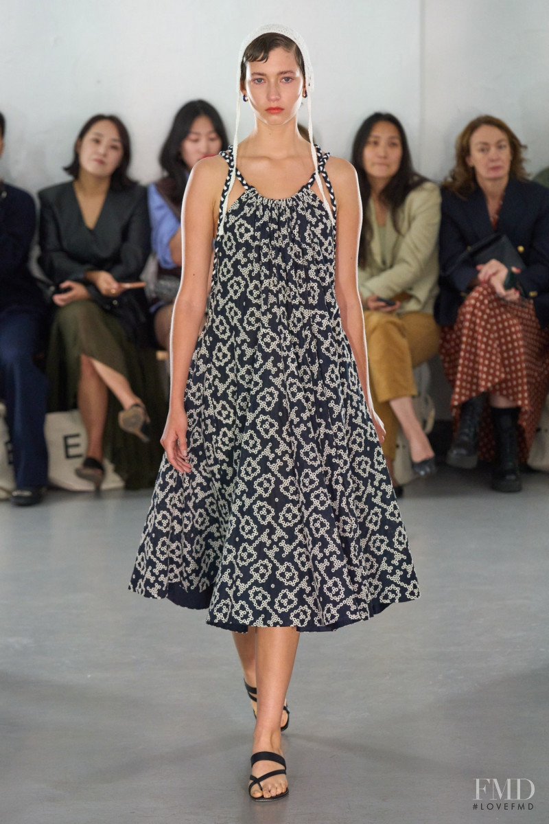 Emily Kasten featured in  the Eudon Choi fashion show for Spring/Summer 2023