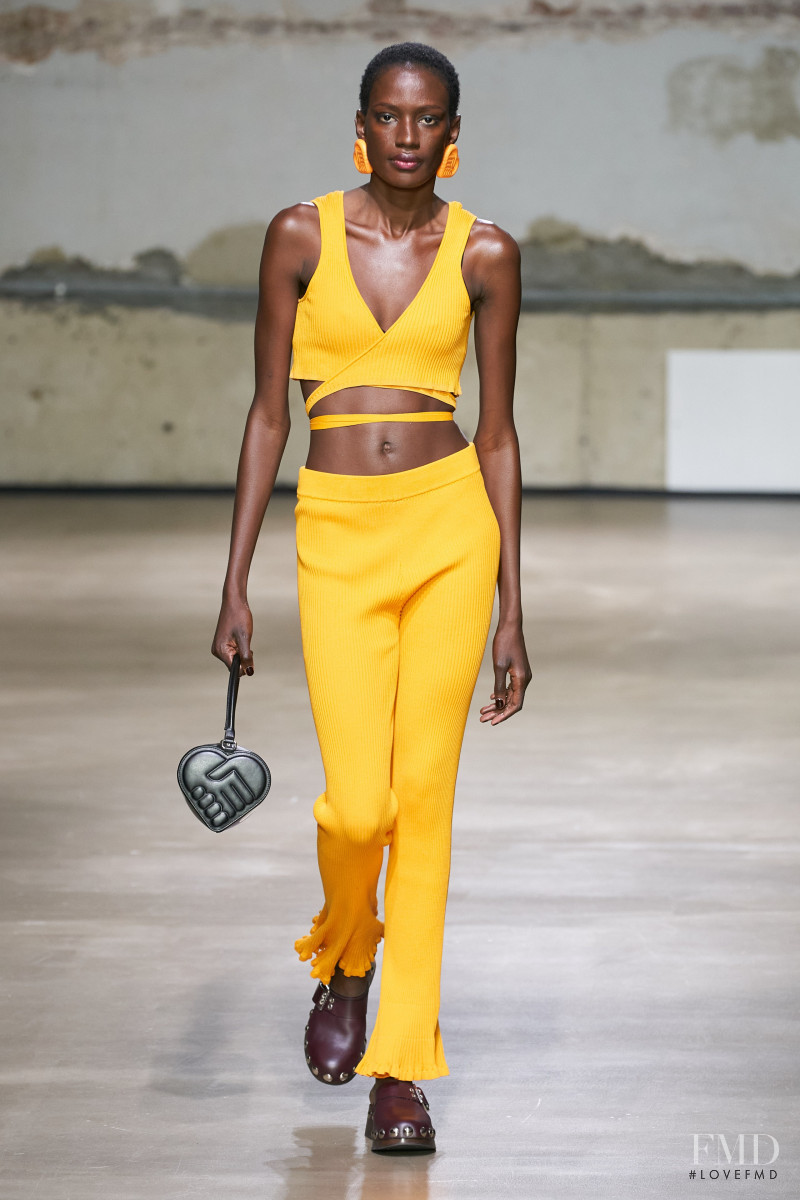 Ester Manas fashion show for Spring/Summer 2023