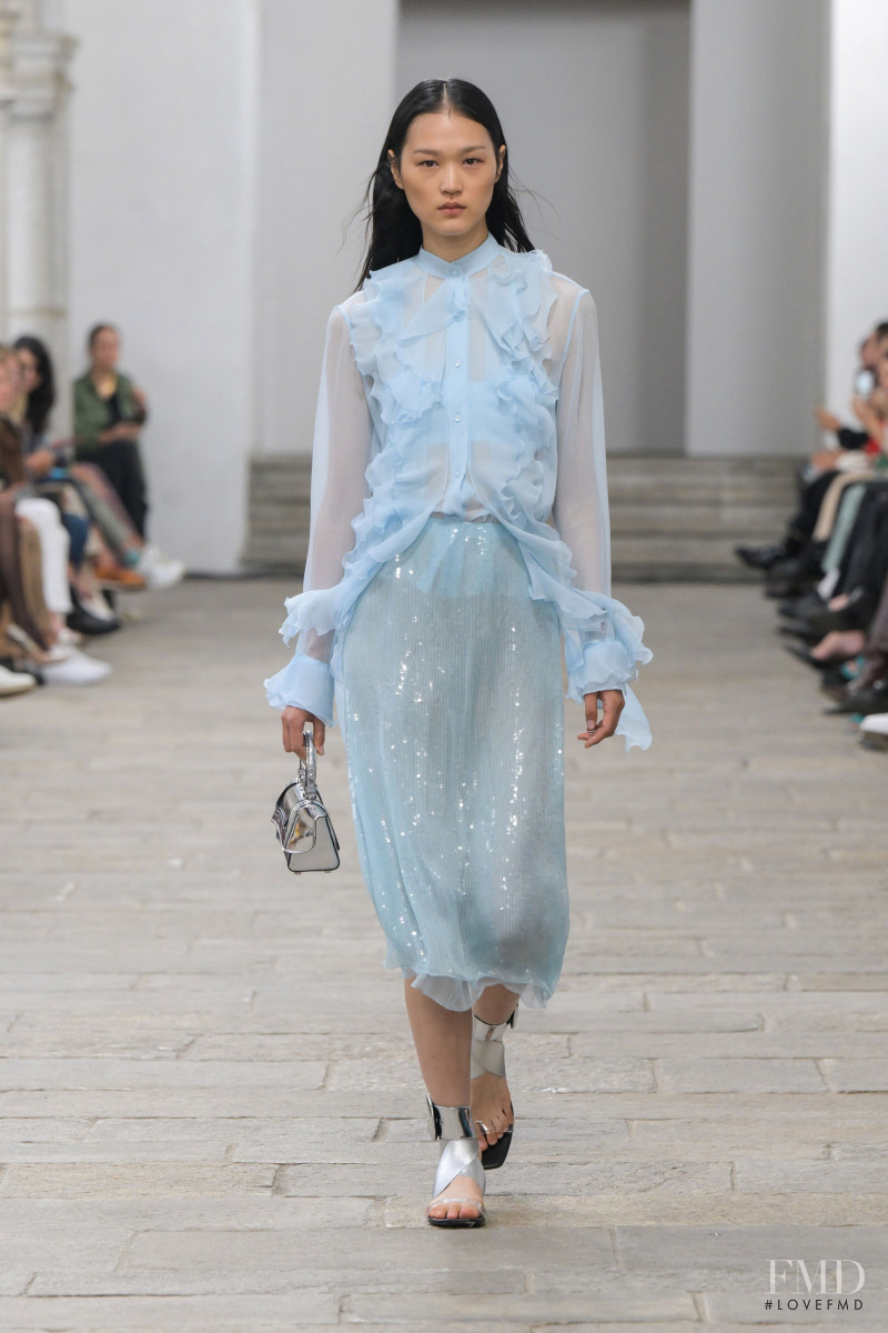 Ermanno Scervino fashion show for Spring/Summer 2023