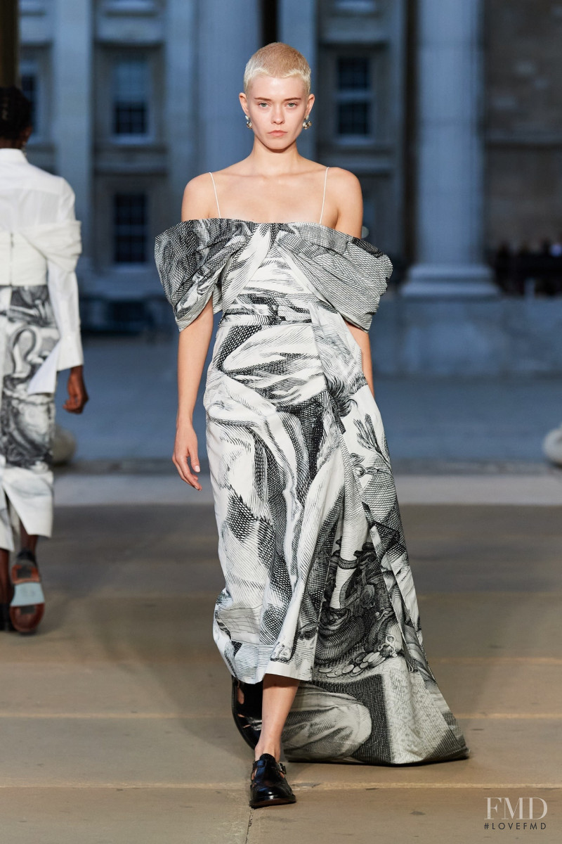 Maike Inga featured in  the Erdem fashion show for Spring/Summer 2023