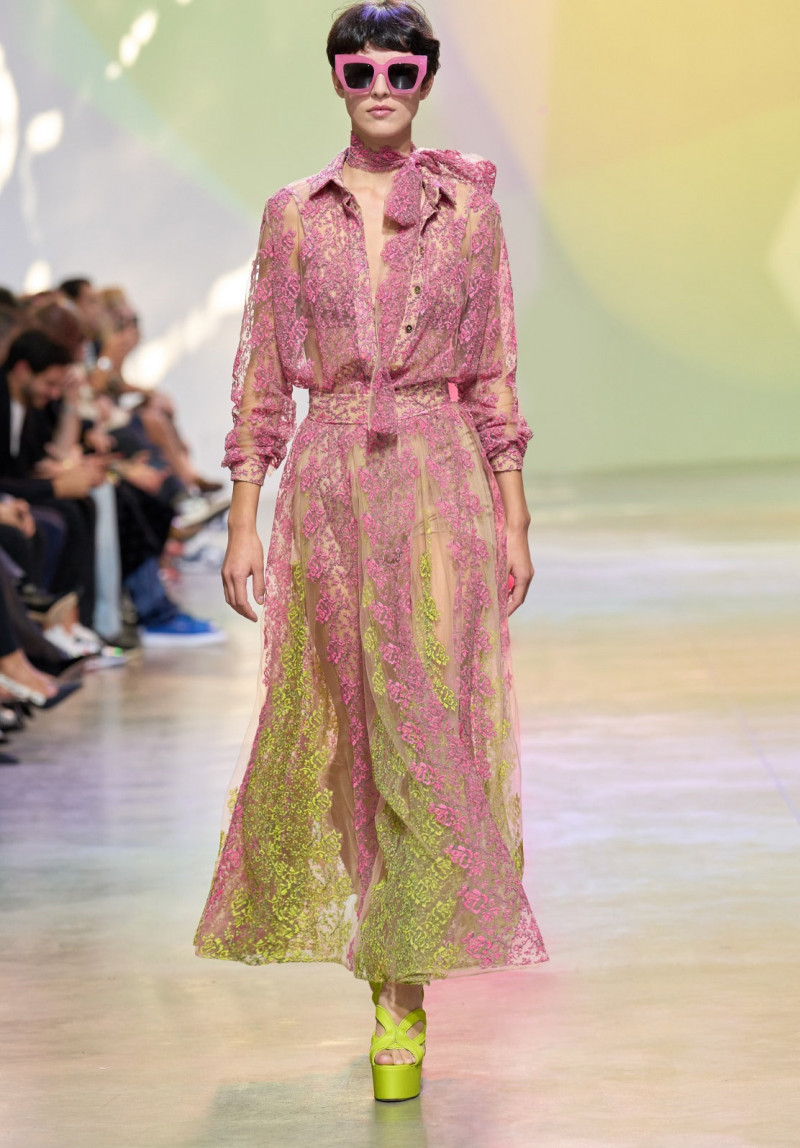 Elie Saab fashion show for Spring/Summer 2023