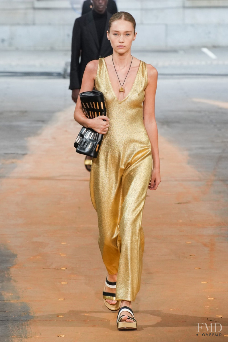 Ella Rattigan featured in  the Gabriela Hearst fashion show for Spring/Summer 2023