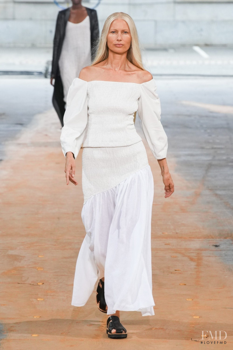 Kirsty Hume featured in  the Gabriela Hearst fashion show for Spring/Summer 2023