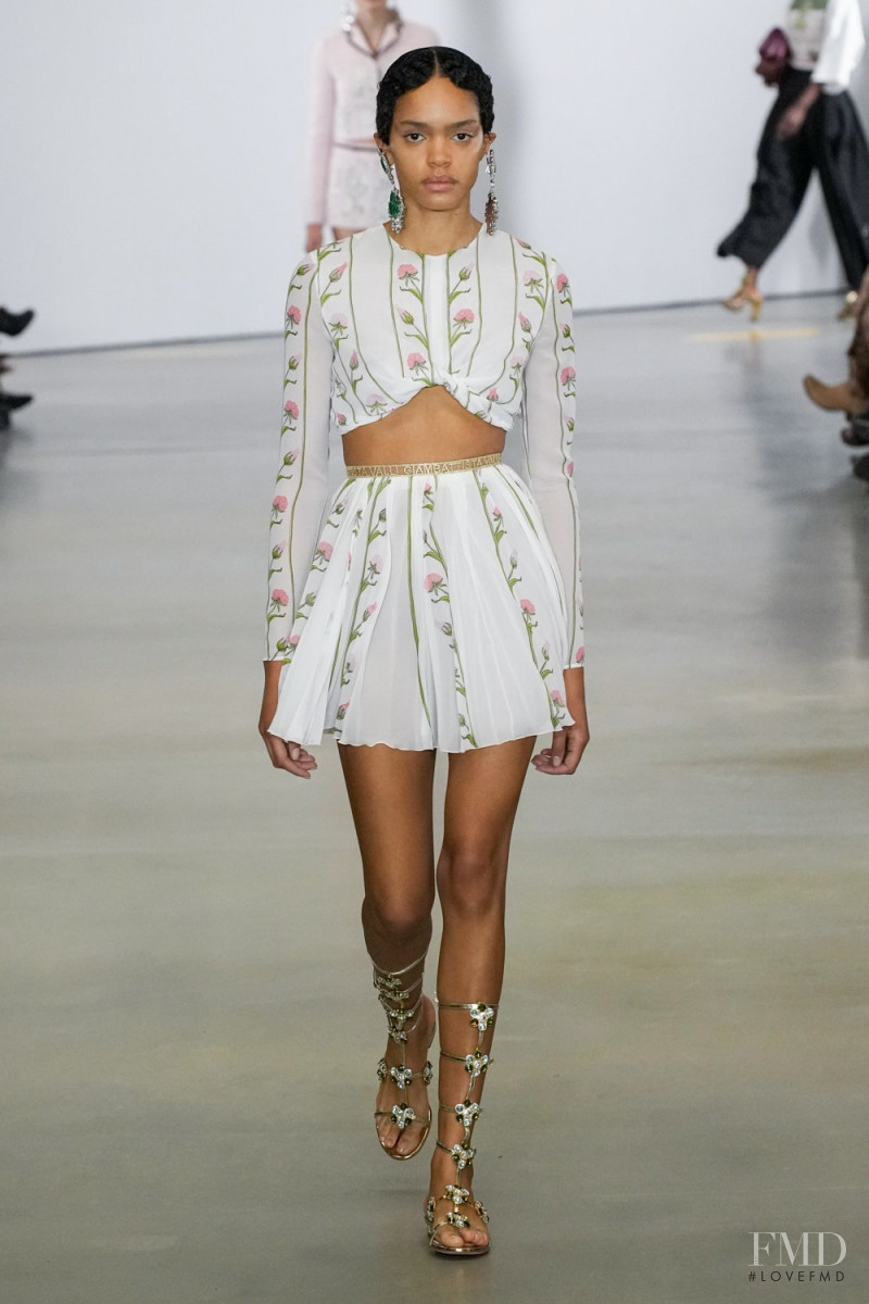 Giambattista Valli fashion show for Spring/Summer 2023