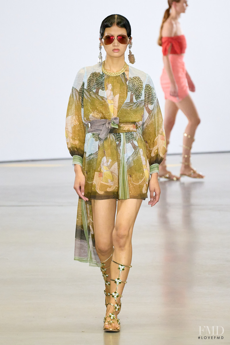 Giambattista Valli fashion show for Spring/Summer 2023