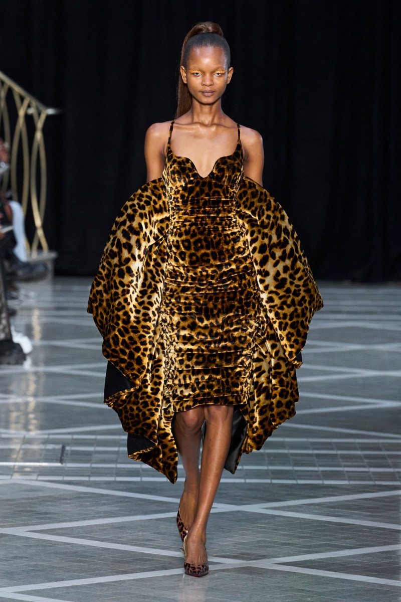 Grace Quaye featured in  the Halpern fashion show for Spring/Summer 2023