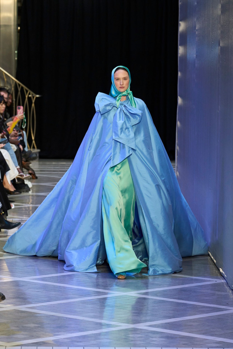 Polina Zavialova featured in  the Halpern fashion show for Spring/Summer 2023