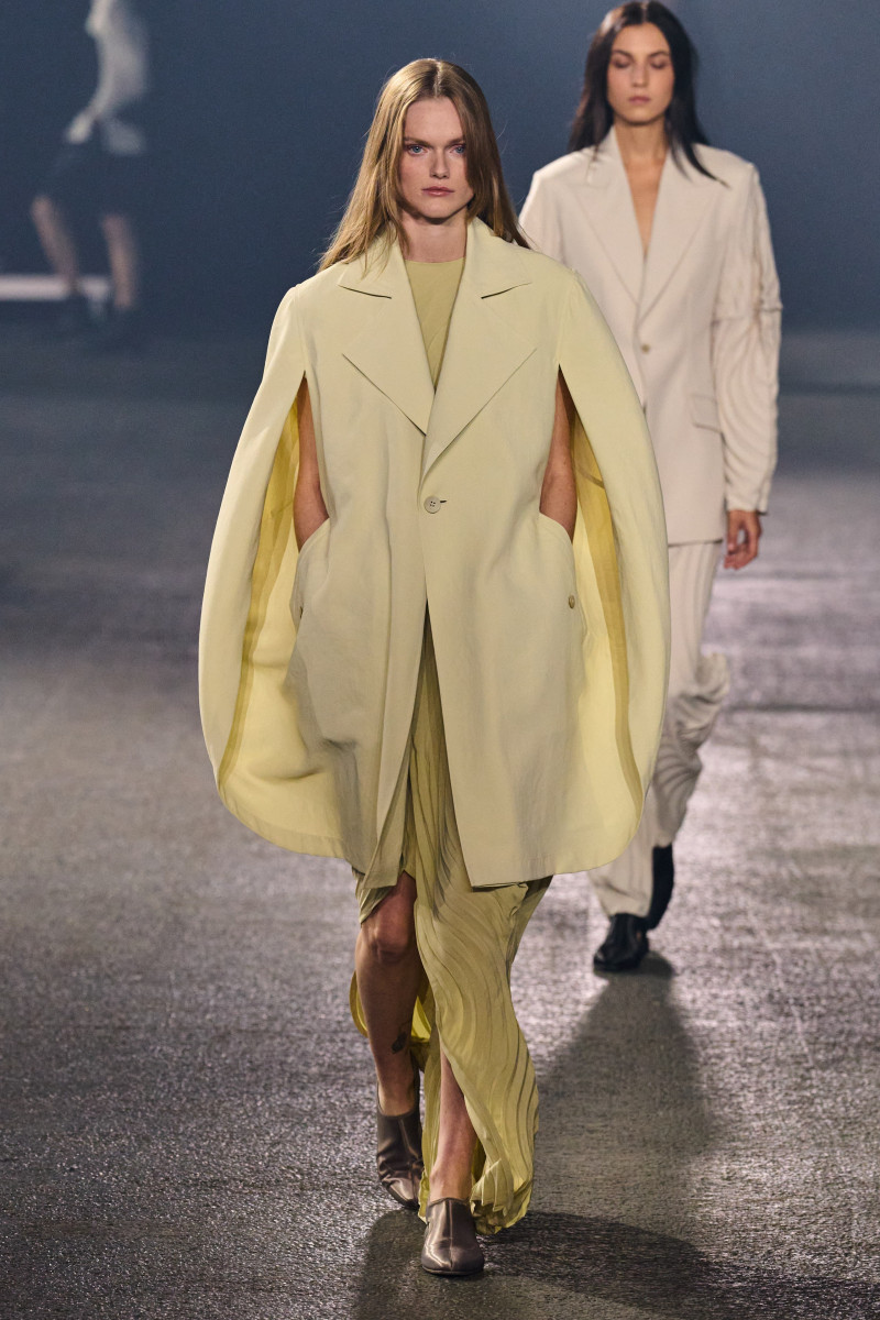 Issey Miyake fashion show for Spring/Summer 2023