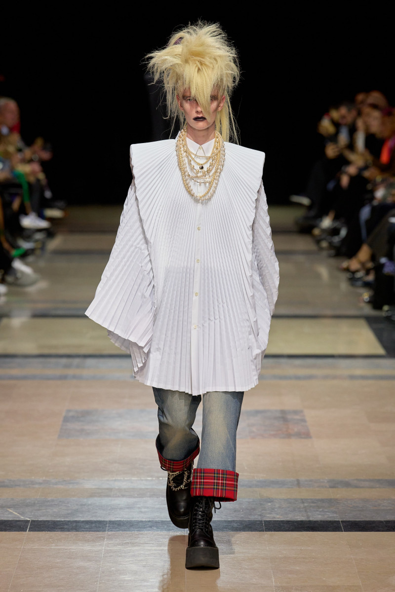 Junya Watanabe fashion show for Spring/Summer 2023