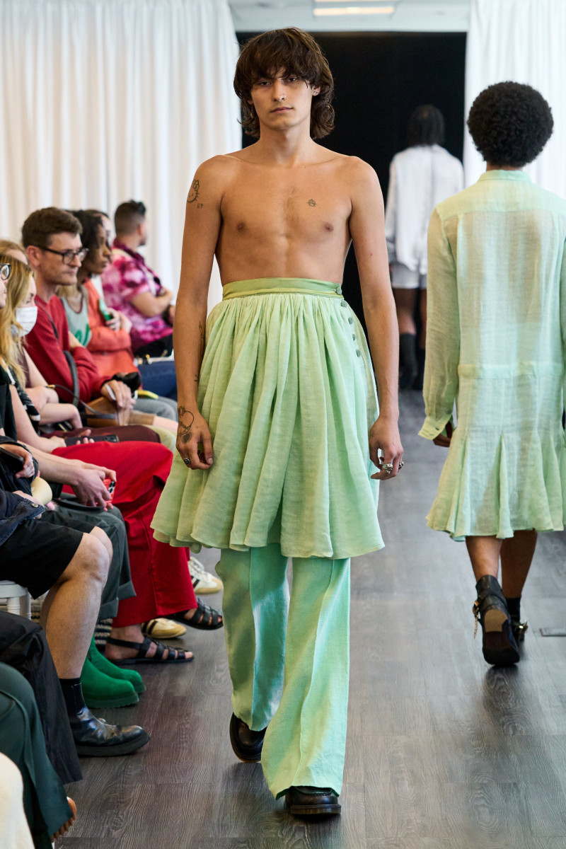 Kenneth Nicholson fashion show for Spring/Summer 2023