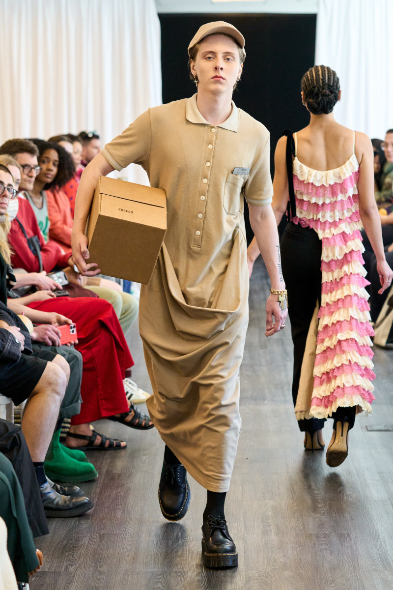 Kenneth Nicholson fashion show for Spring/Summer 2023