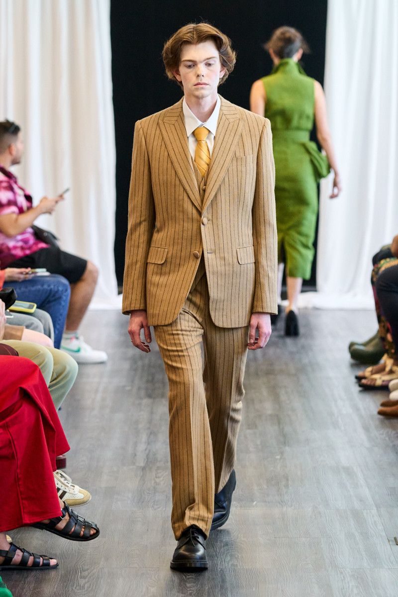 Kenneth Nicholson fashion show for Spring/Summer 2023