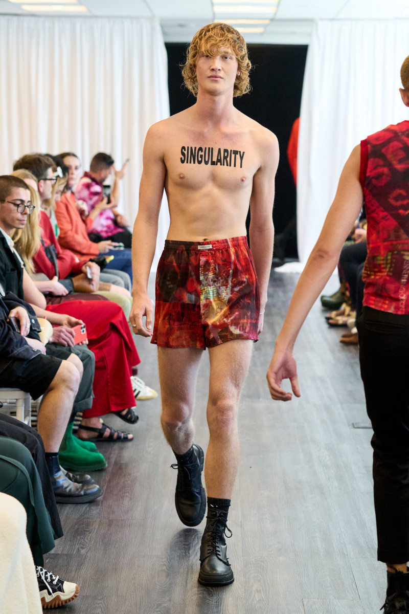 Kenneth Nicholson fashion show for Spring/Summer 2023