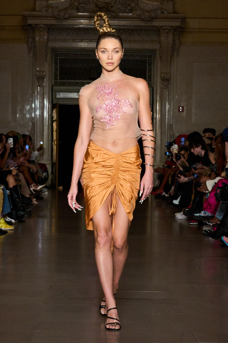 Kim Shui fashion show for Spring/Summer 2023