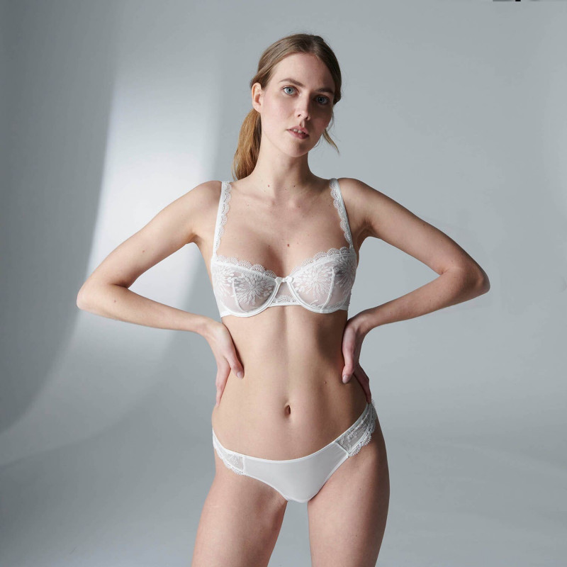 Camille Raffray featured in  the Simone Perele catalogue for Autumn/Winter 2022