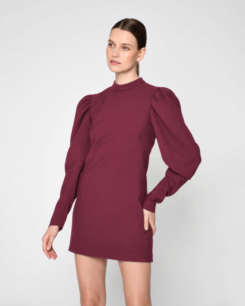 Oksana Gedroit featured in  the Nicole Miller catalogue for Summer 2022