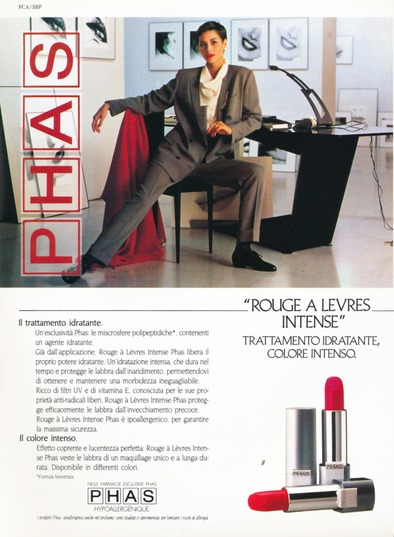 Christy Turlington featured in  the PHAS HYPOALLERGENIQUE  advertisement for Autumn/Winter 1991