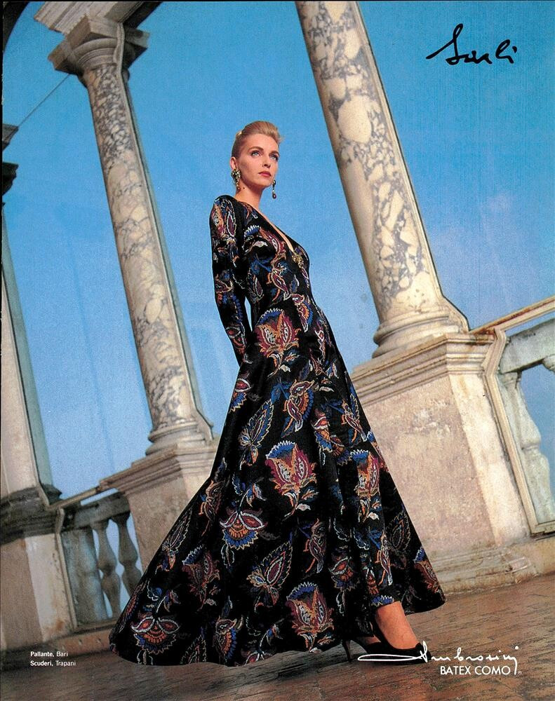 Simonetta Gianfelici featured in  the Fausto Sarli advertisement for Autumn/Winter 1989