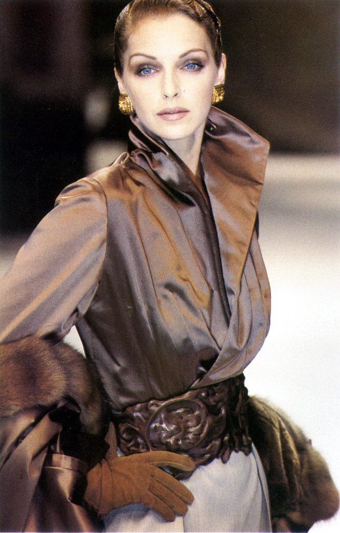 Simonetta Gianfelici featured in  the Christian Dior Haute Couture fashion show for Autumn/Winter 1993