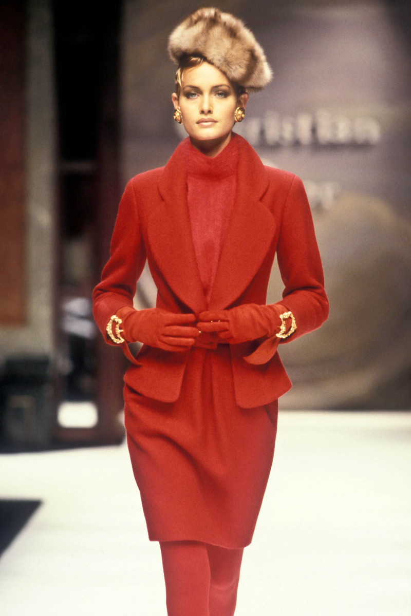 Amber Valletta featured in  the Christian Dior Haute Couture fashion show for Autumn/Winter 1993