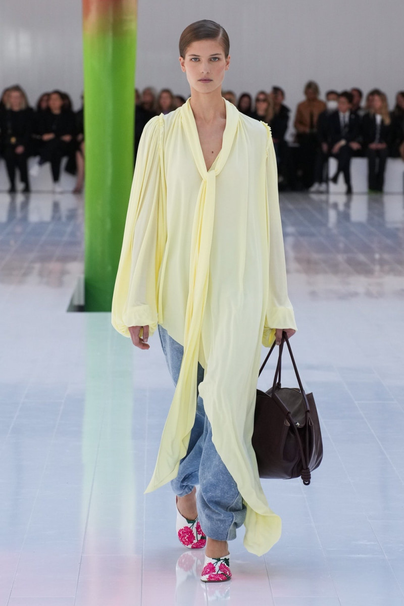 Loewe fashion show for Spring/Summer 2023