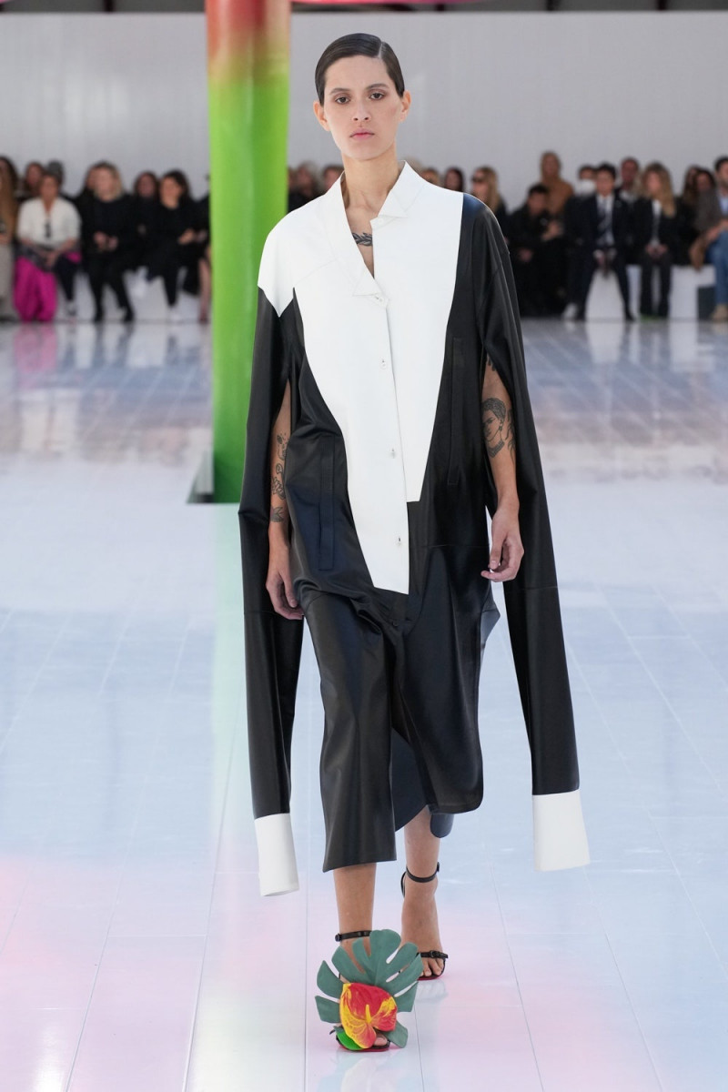 Loewe fashion show for Spring/Summer 2023