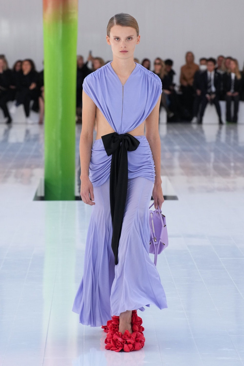 Loewe fashion show for Spring/Summer 2023
