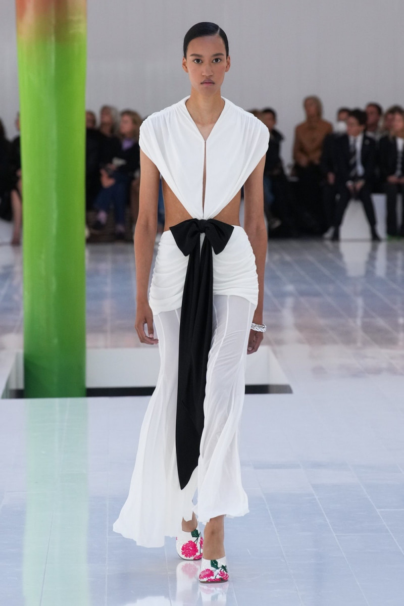 Loewe fashion show for Spring/Summer 2023