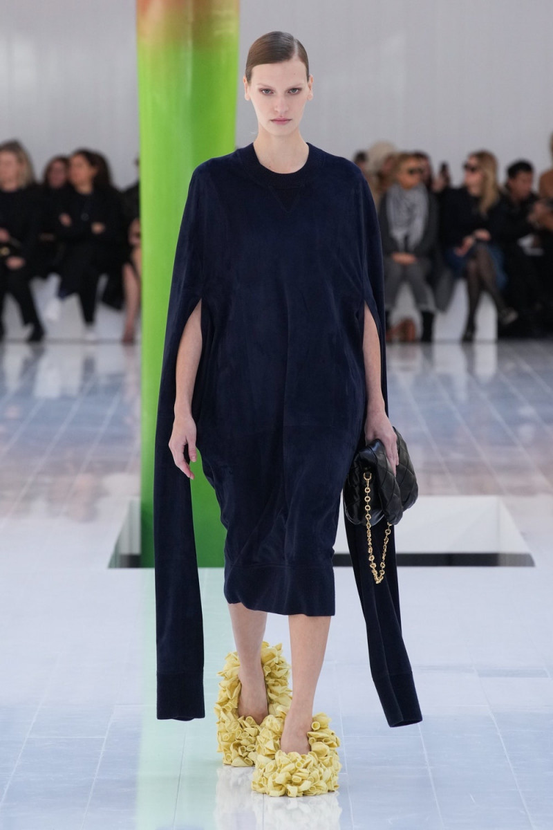 Loewe fashion show for Spring/Summer 2023