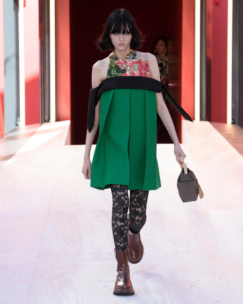 Sofia Steinberg featured in  the Louis Vuitton fashion show for Spring/Summer 2023