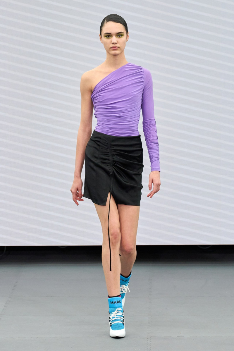 Mily Reuter featured in  the Mark Fast fashion show for Spring/Summer 2023