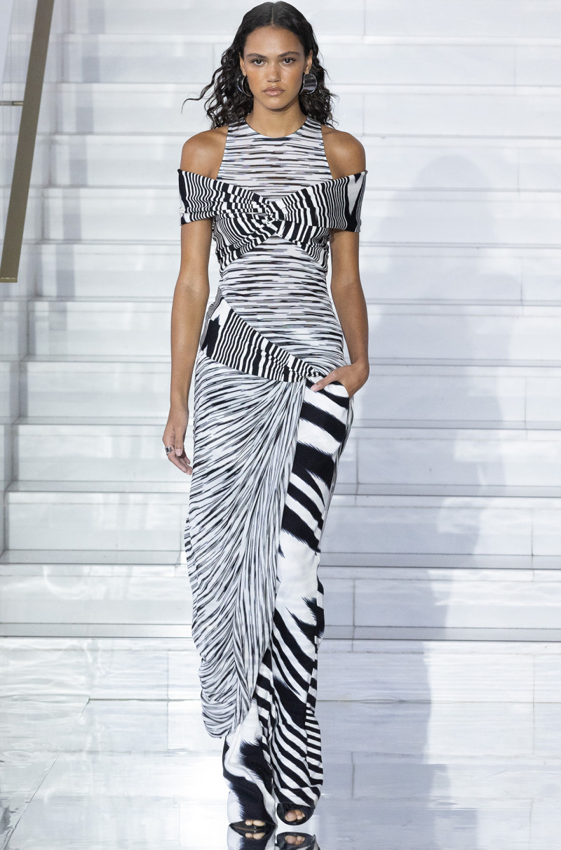 Haylee Stokes featured in  the Missoni fashion show for Spring/Summer 2023