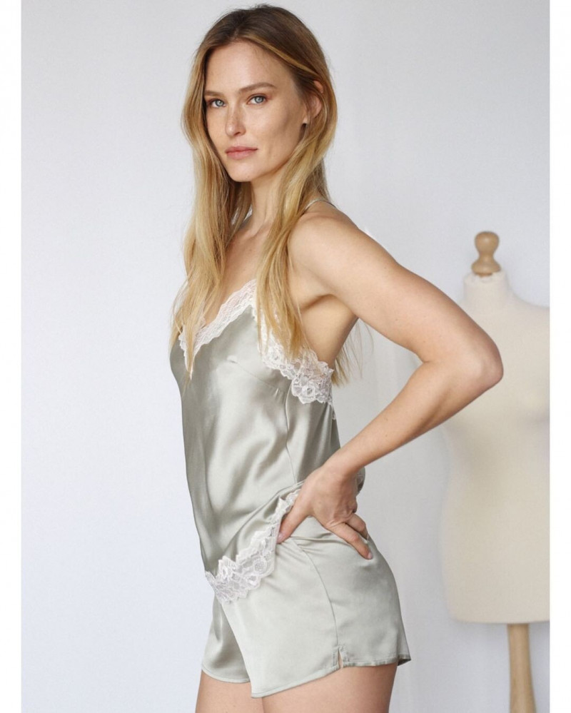 Bar Refaeli featured in  the Femina Israel advertisement for Spring/Summer 2022