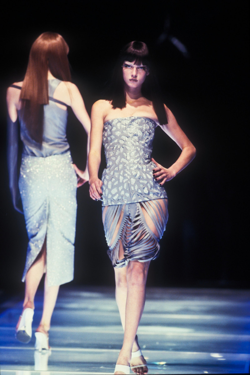 Angela Lindvall featured in  the Alexander McQueen fashion show for Spring/Summer 1998