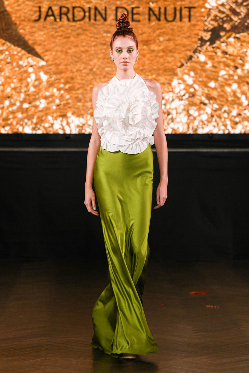 Naeem Khan fashion show for Spring/Summer 2023