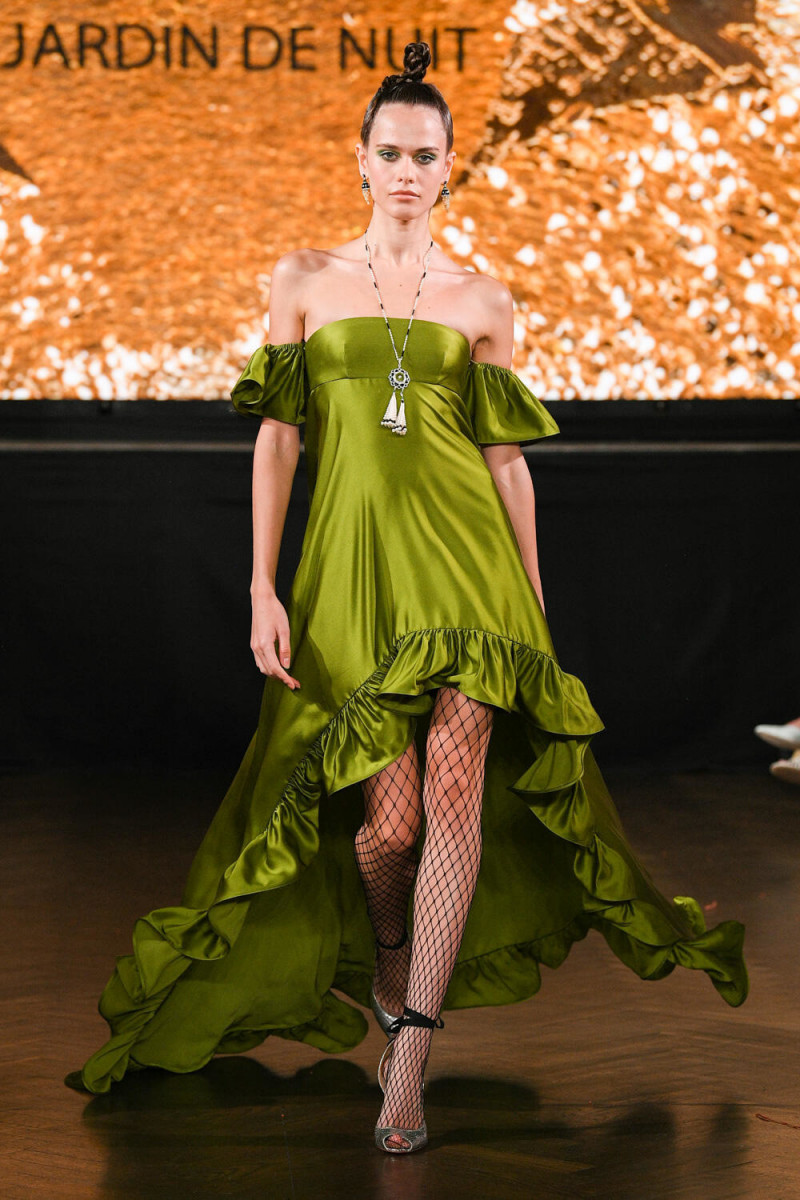 Naeem Khan fashion show for Spring/Summer 2023