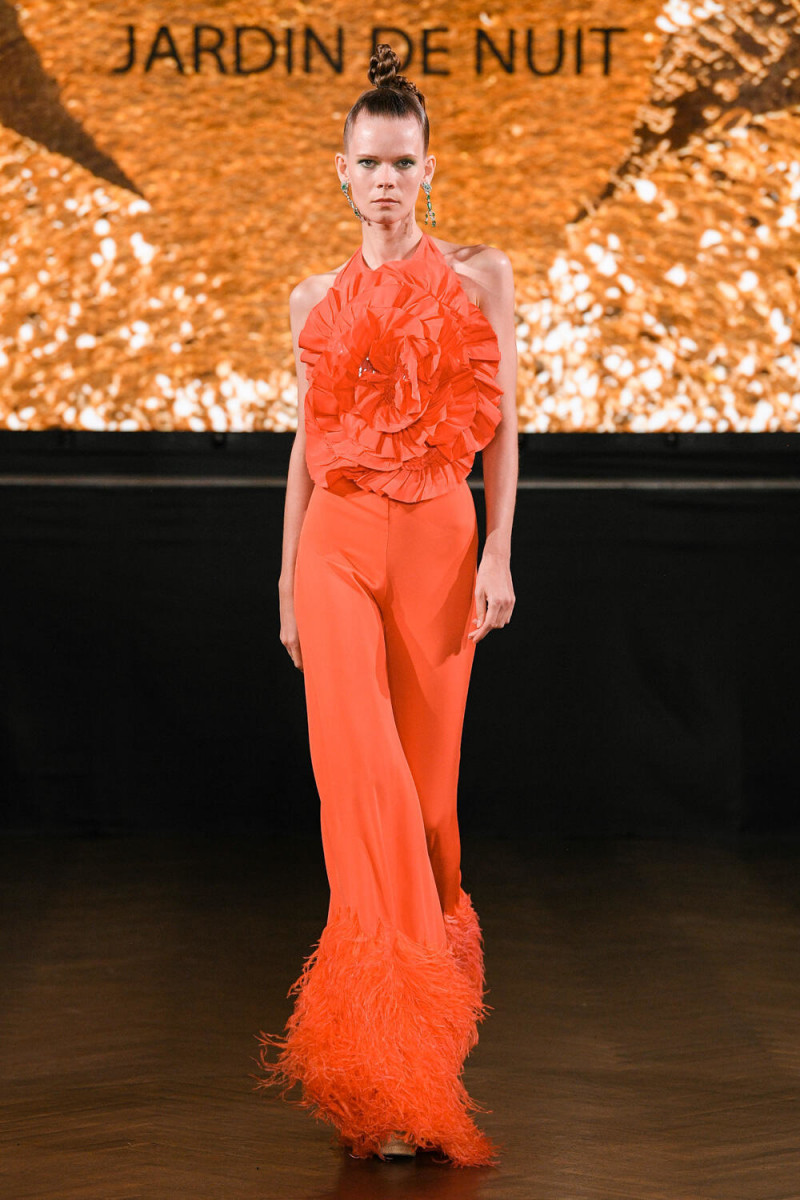 Naeem Khan fashion show for Spring/Summer 2023