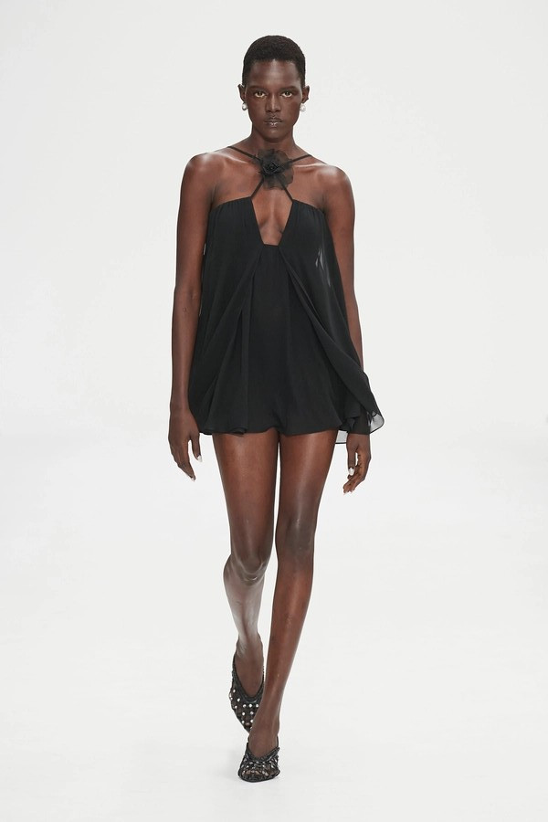 Alaato Jazyper featured in  the Nensi Dojaka fashion show for Spring/Summer 2023