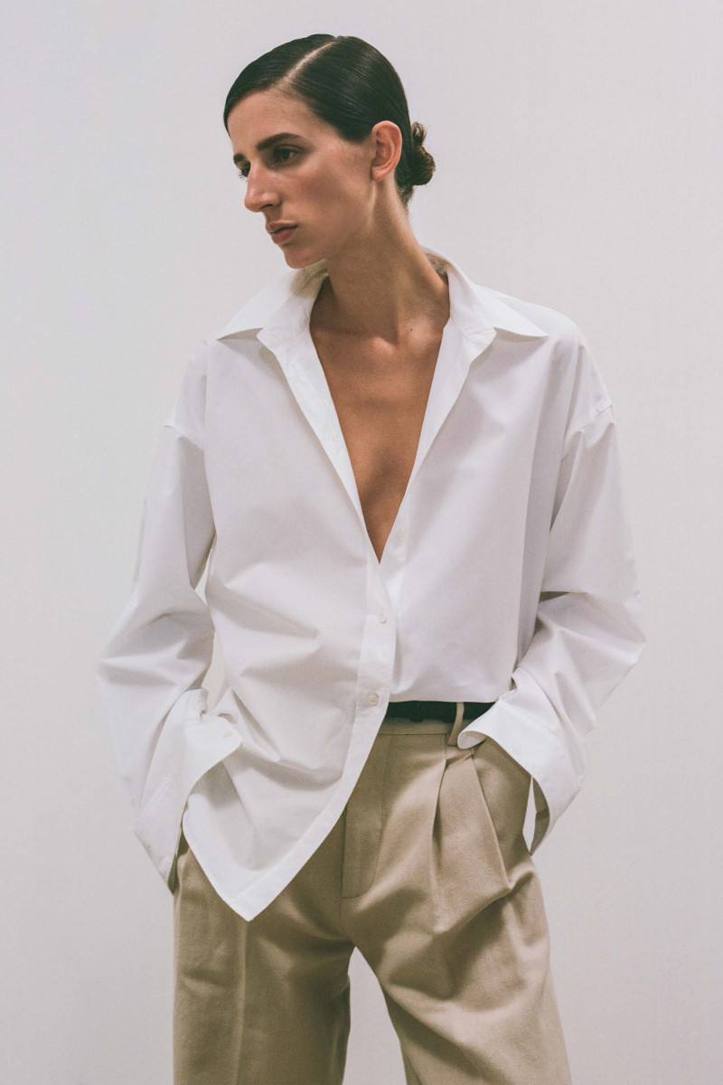 Nili Lotan lookbook for Spring/Summer 2023