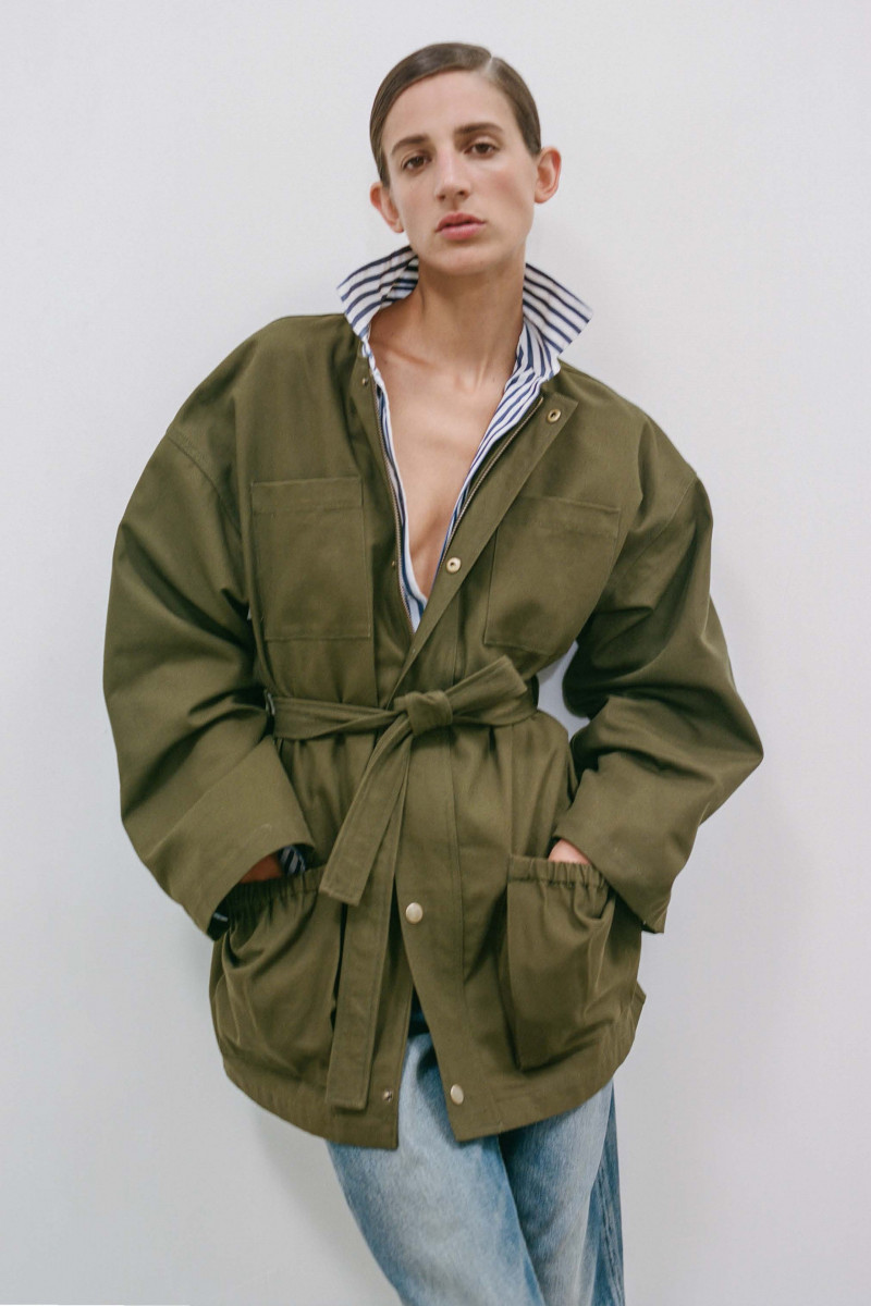 Nili Lotan lookbook for Spring/Summer 2023