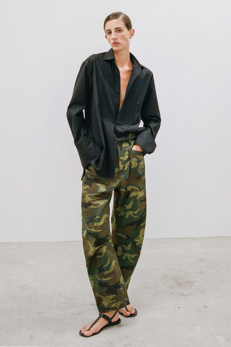 Nili Lotan lookbook for Spring/Summer 2023