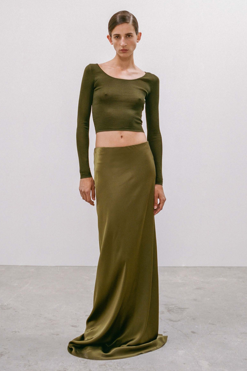 Nili Lotan lookbook for Spring/Summer 2023