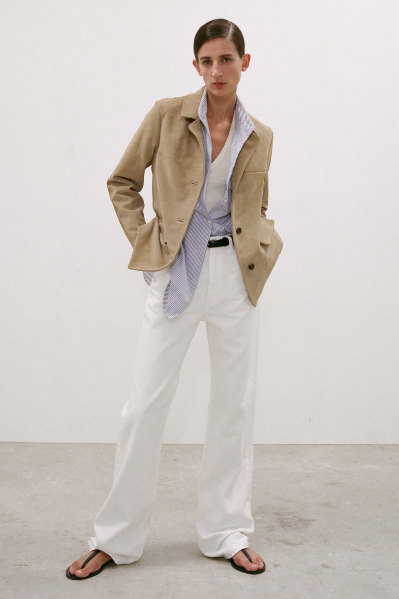 Nili Lotan lookbook for Spring/Summer 2023