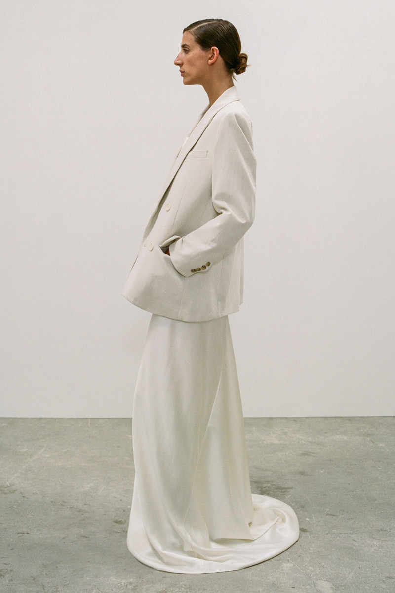 Nili Lotan lookbook for Spring/Summer 2023