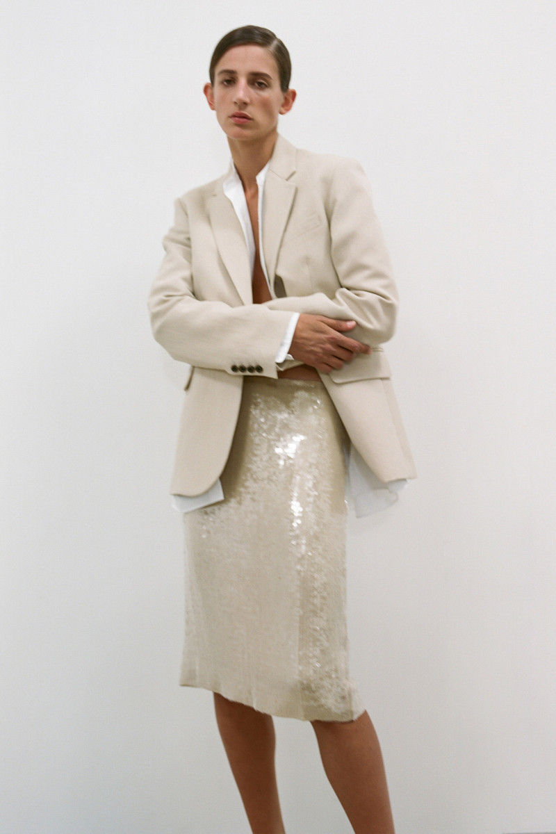 Nili Lotan lookbook for Spring/Summer 2023